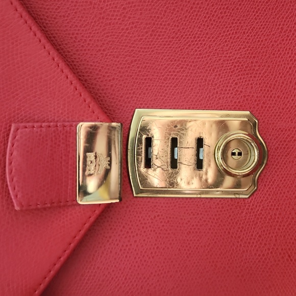 Vintage MCM Traveling Bag Needs TLC - Picture 6 of 13